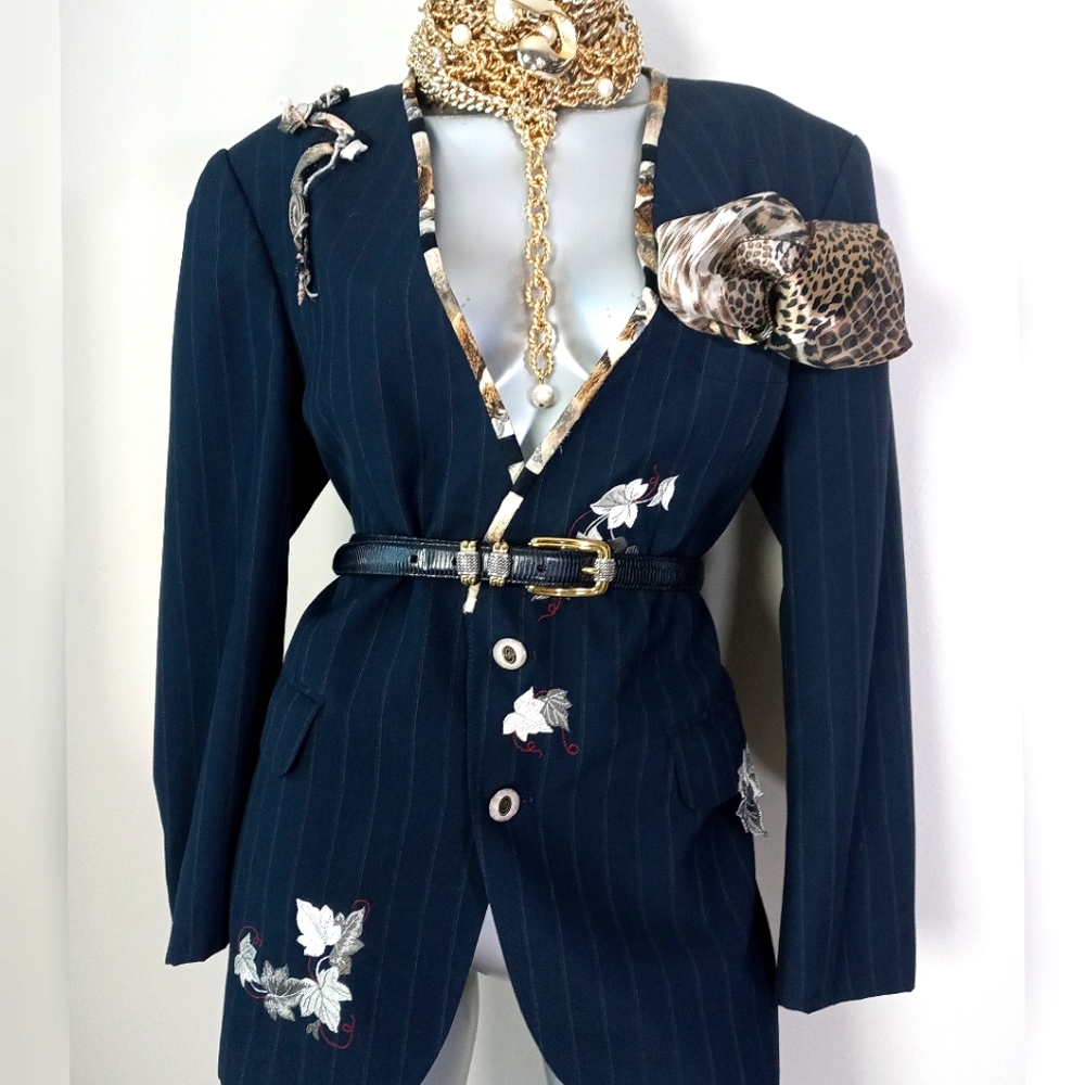 Evan Picone Pinstripe Craft Core Wearable Art RAD Blazer - Picture 9 of 15